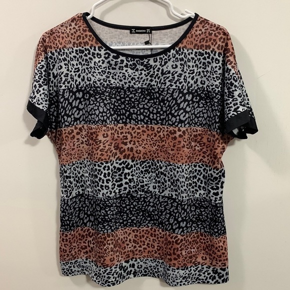 Shemona color block animal print Size small (seems to run large) looks to be new - Picture 1 of 4